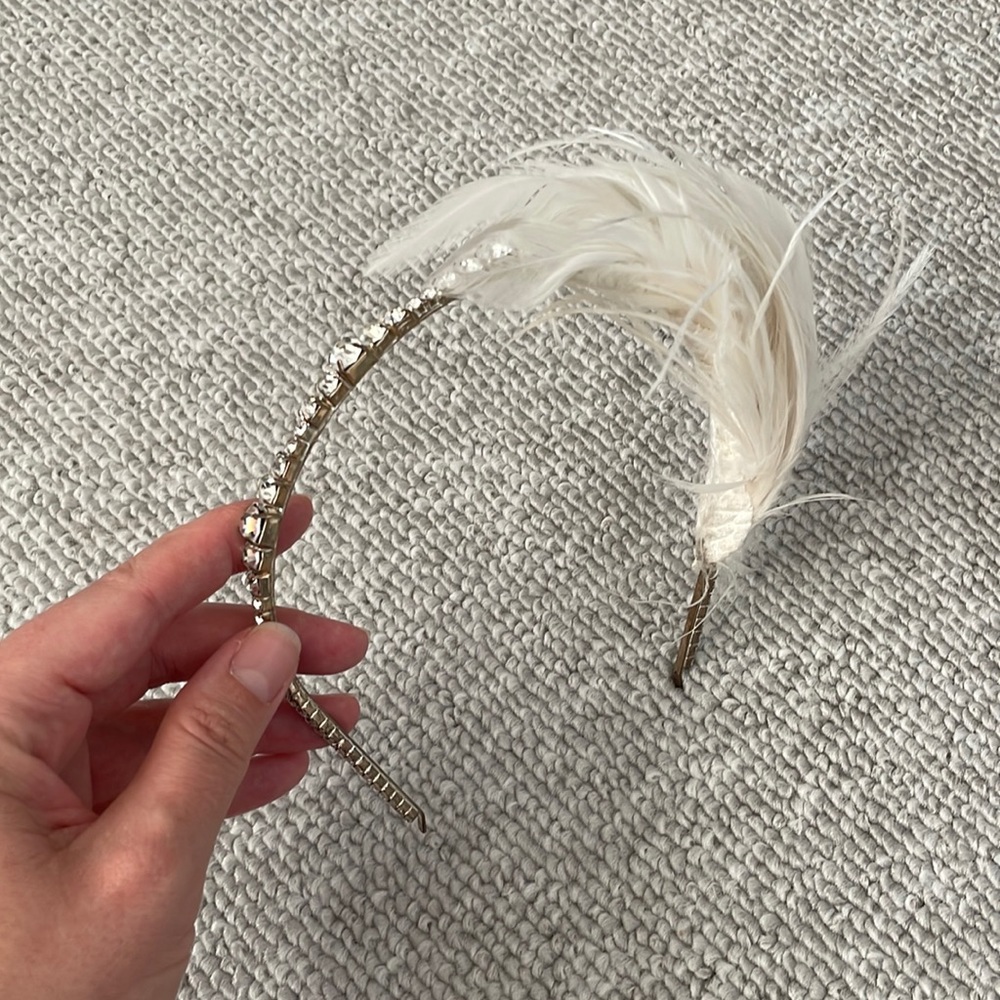 Wedding feathers head band